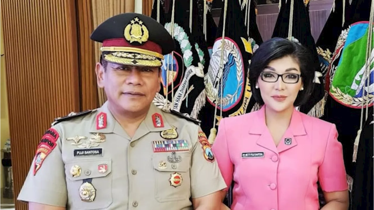 Kritik Polwan Cantik terhadap Sikap Mayor Teddy