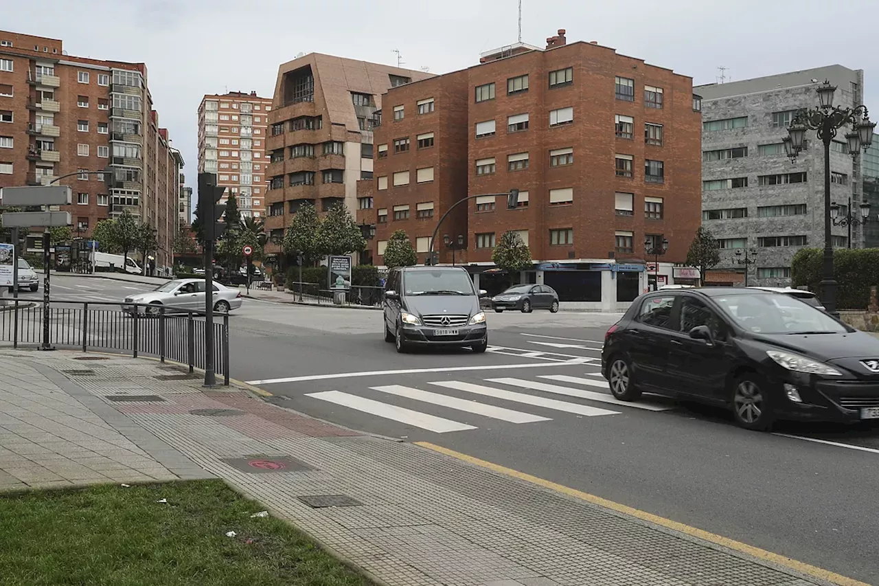 Tres chicas arrolladas en Oviedo por un turismo