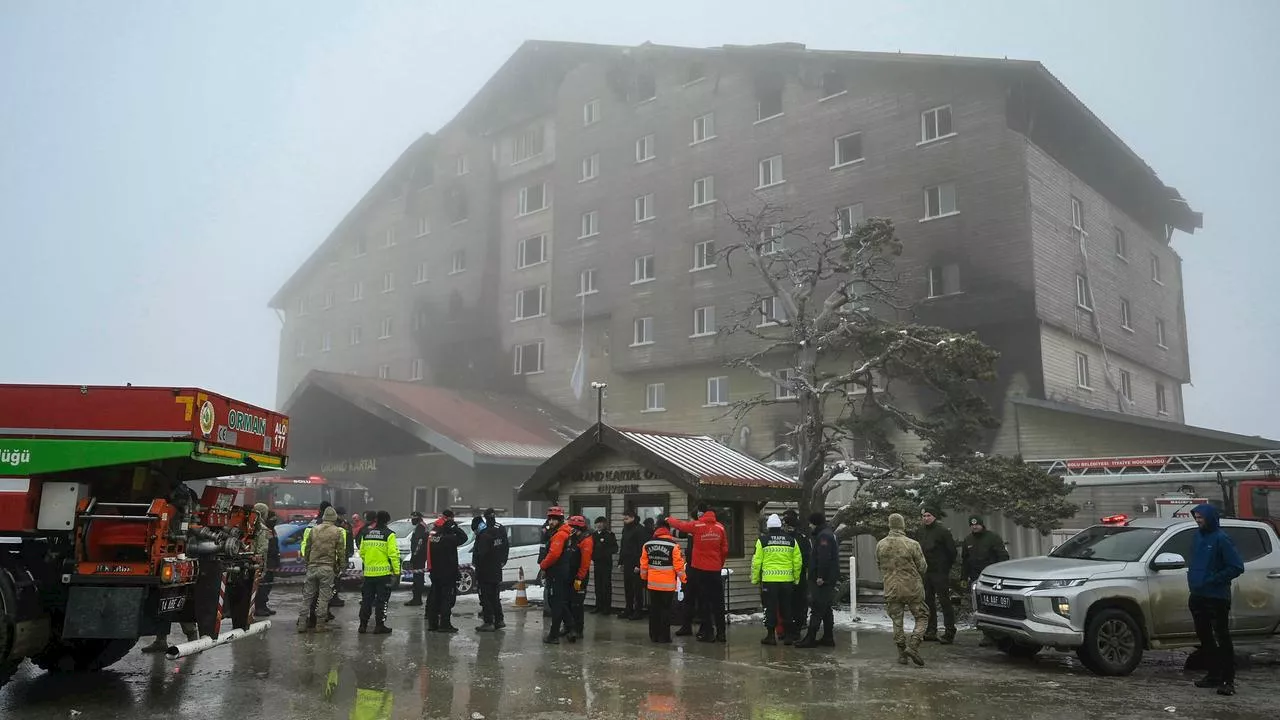 Brand in Skihotel in der Türkei: Schwere Lücken im Brandschutz