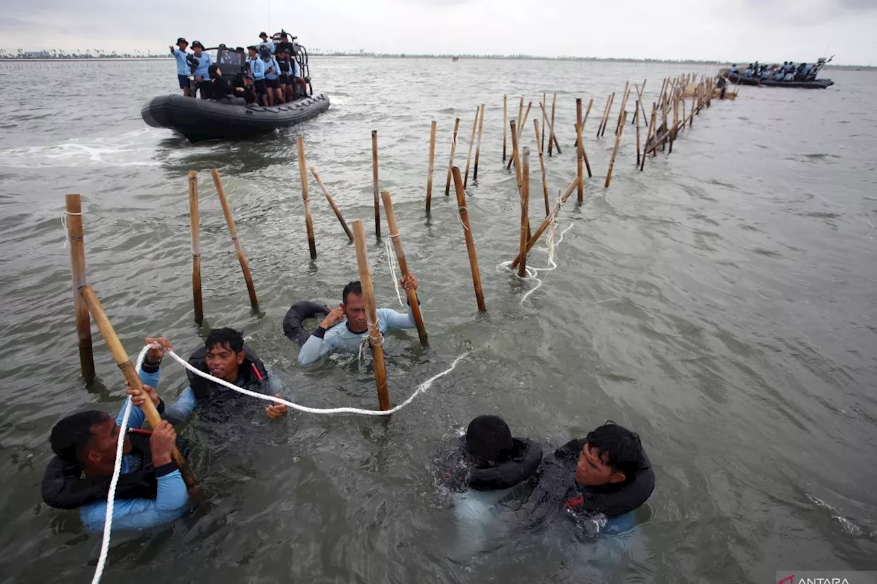 Raja Juli Antoni dukung ketegasan Menteri ATR/BPN terkait pagar laut