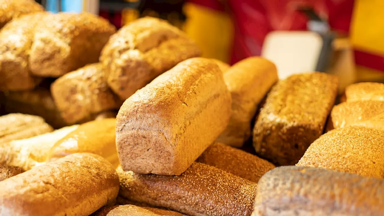 Supermarkt Rewe macht Bäckerei dicht: Was das bedeutet!