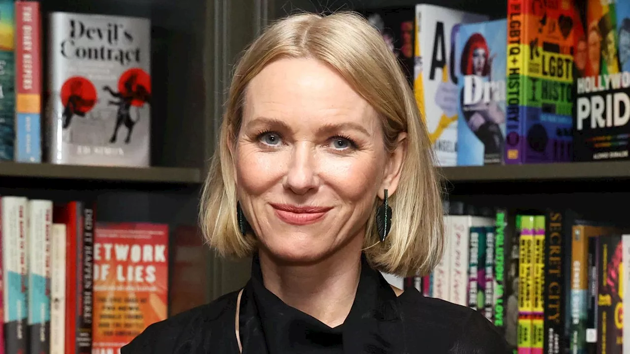 Naomi Watts spricht über ihre Wechseljahre in neuem Buch