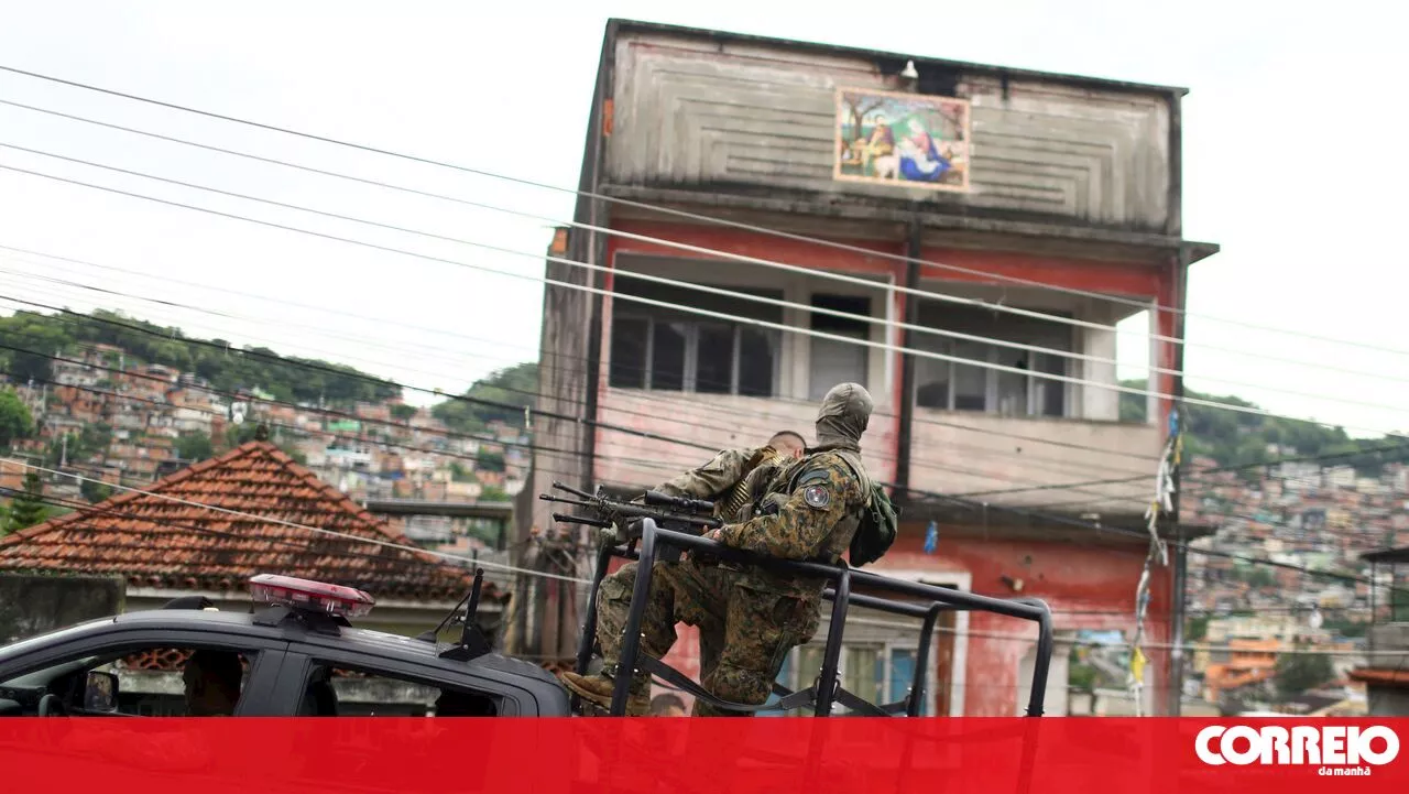 Pelo menos cinco mortos em operação da polícia militar em favelas do Rio de Janeiro