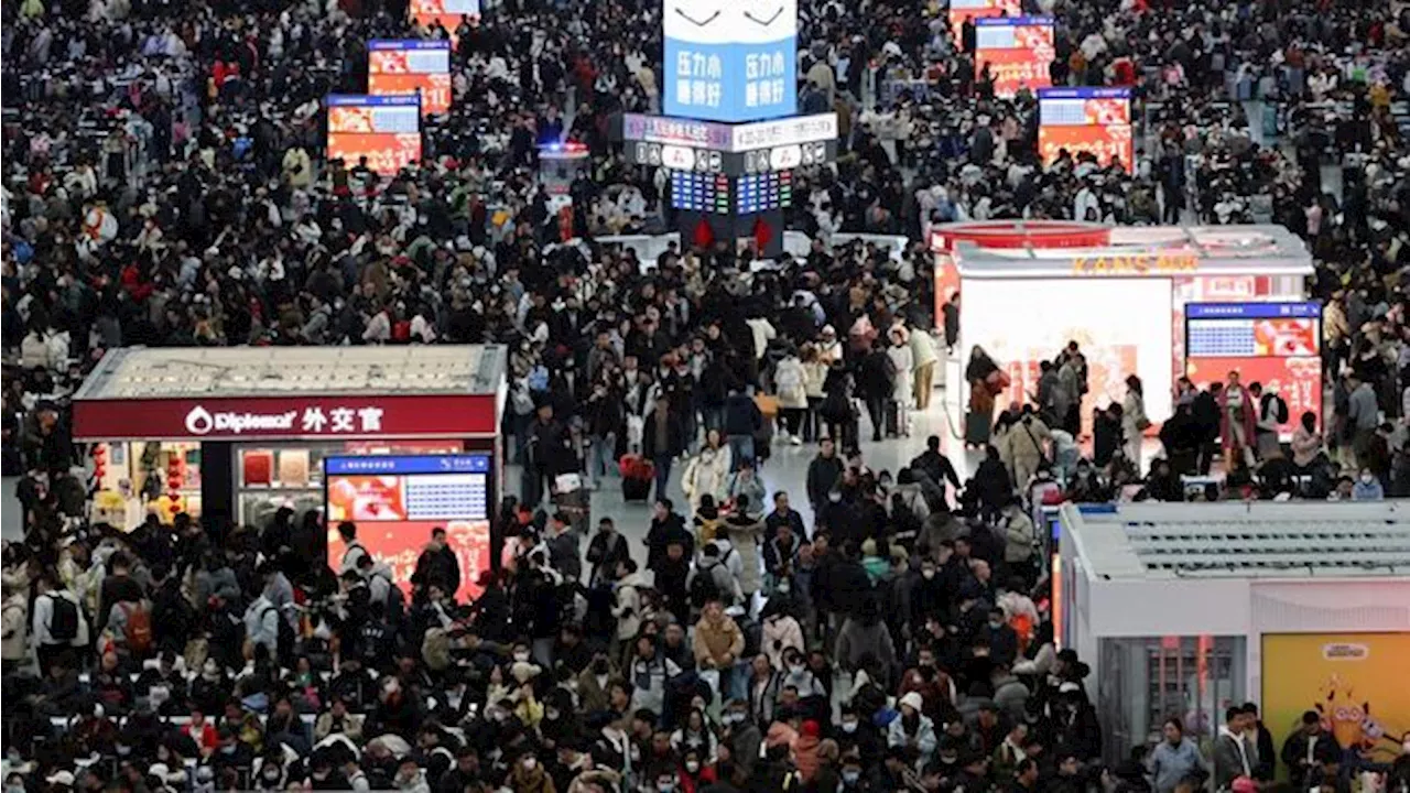 Napas Baru Ekonomi China, Mudik Imlek Jadi Penyelamat