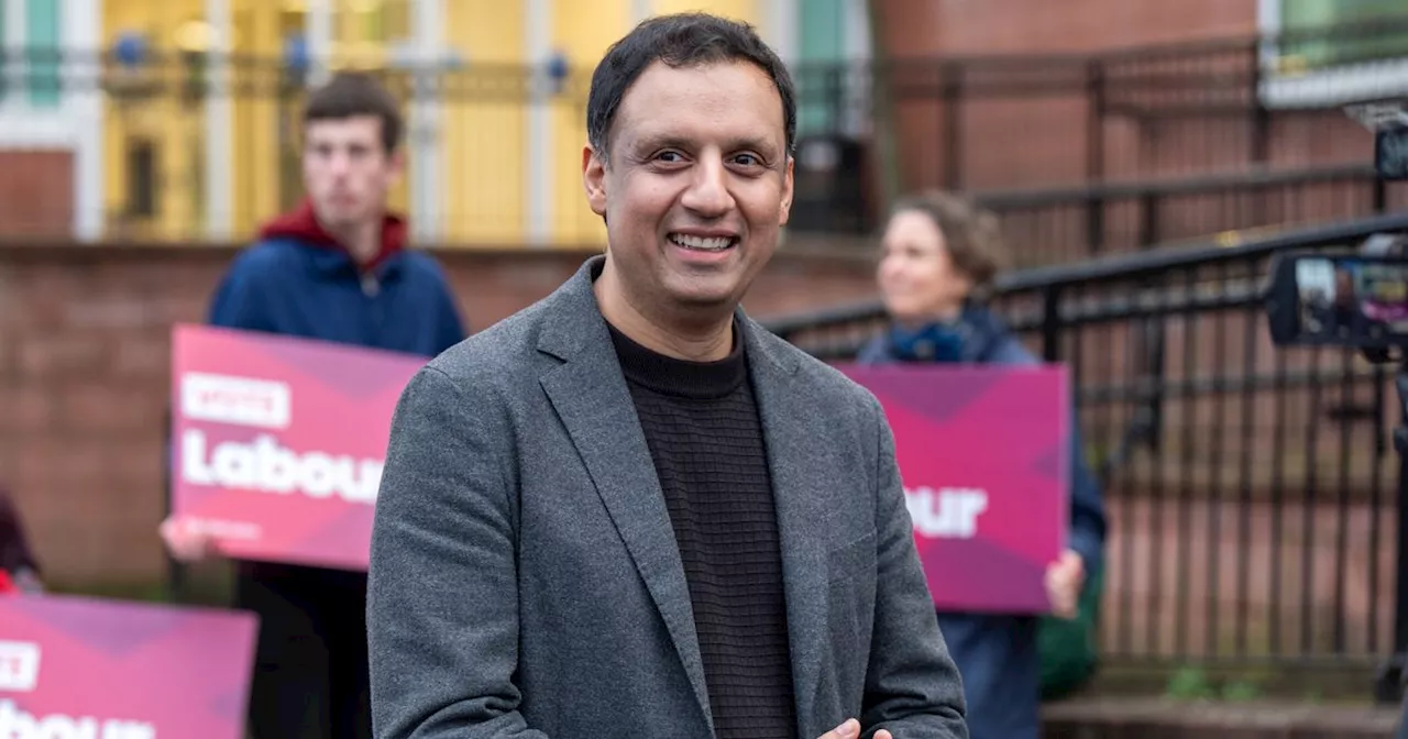 Sarwar Slams Farage's NHS Insurance Plan as 'Disastrous'