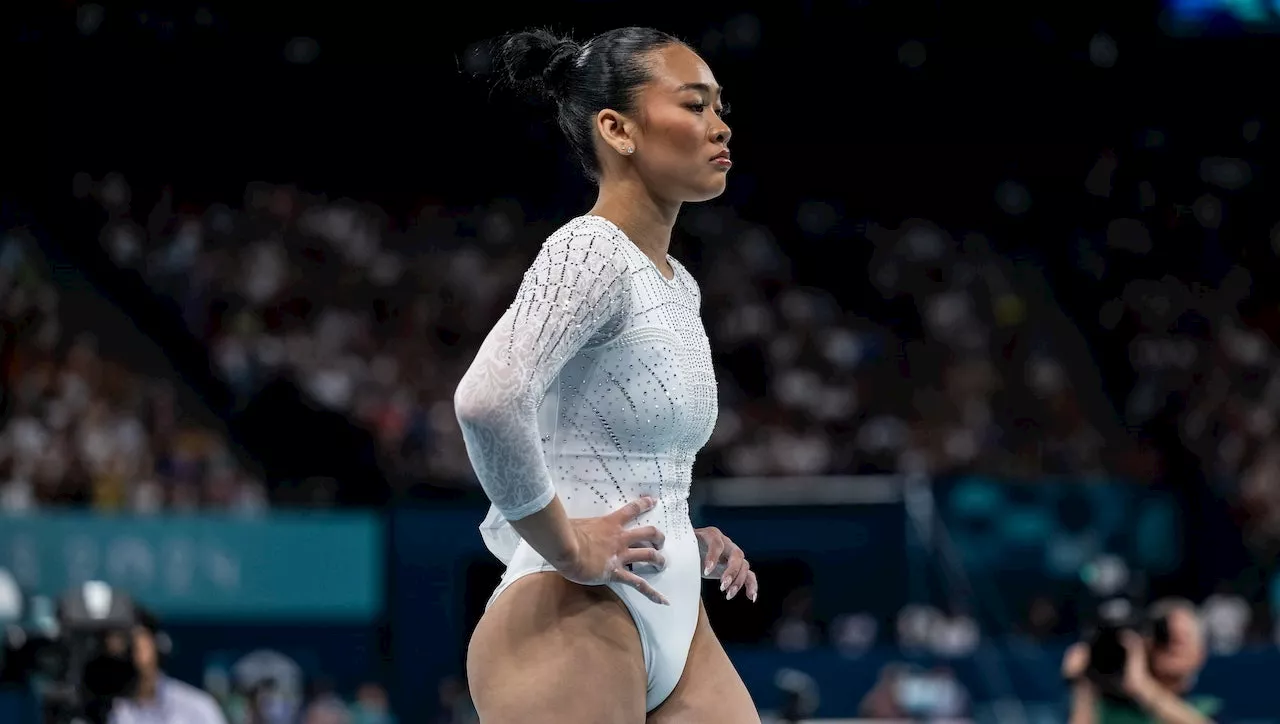 Olympic gymnast Suni Lee vows to never ski again after disastrous first experience