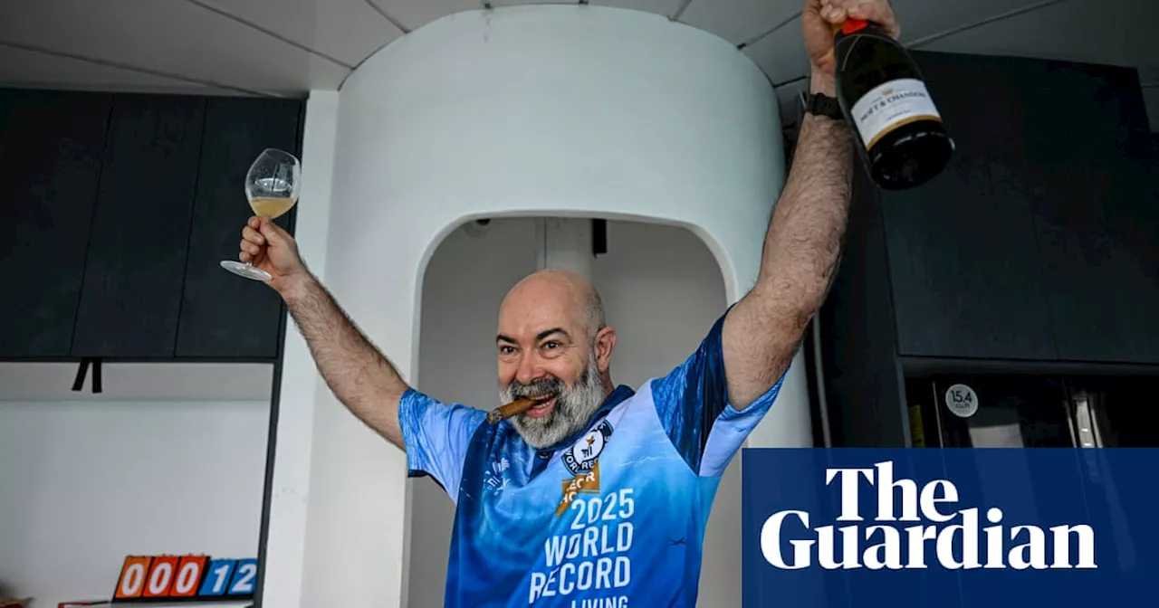 German Engineer Breaks Record for Longest Time Living Underwater