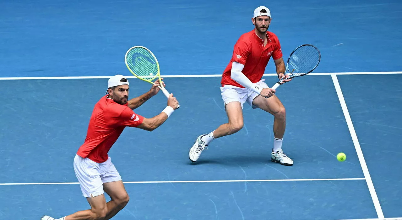 Bolelli e Vavassori vincono il primo set contro Heliovaara-Patten alla finale di doppio Australian Open