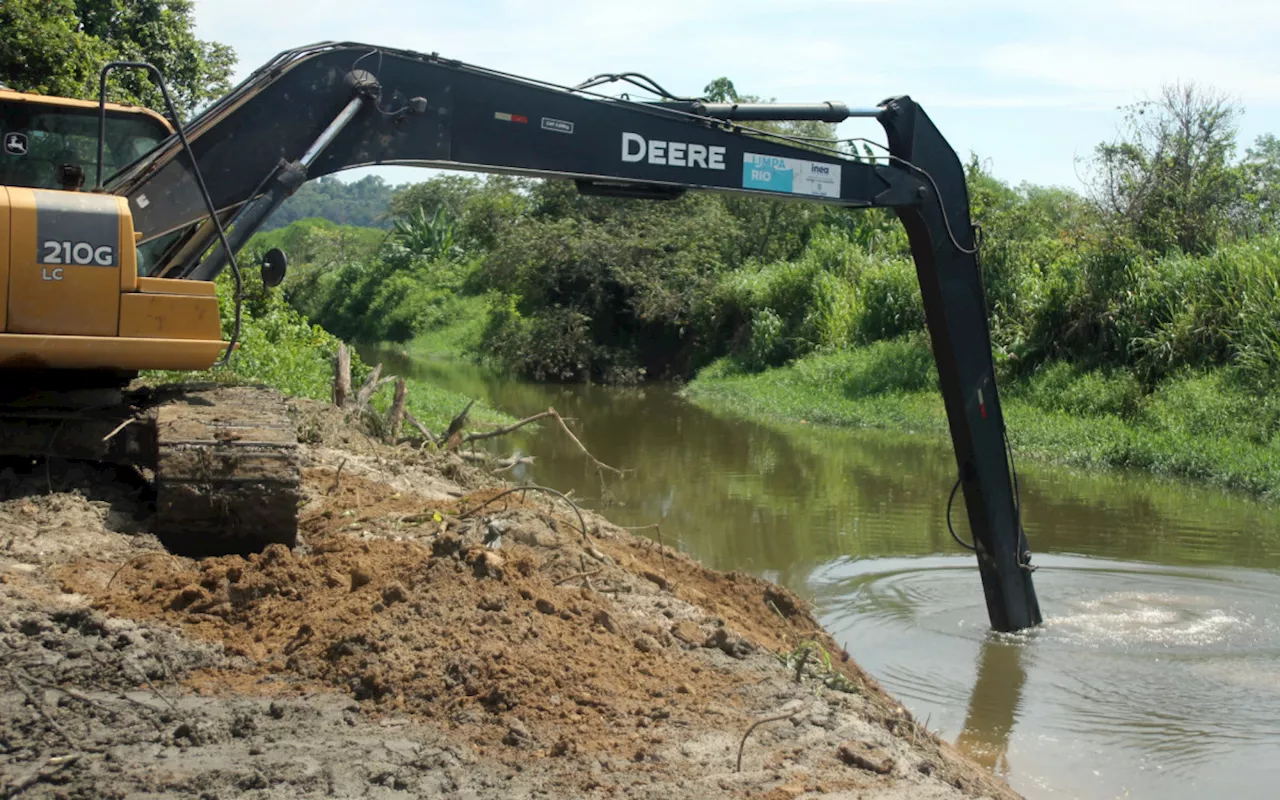 Prefeitura de Magé e Projeto Limpa Rio iniciam limpeza do Rio Roncador