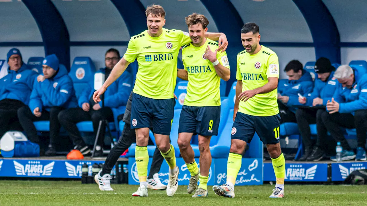 Goppel schießt Wehen Wiesbaden zum Sieg in Rostock