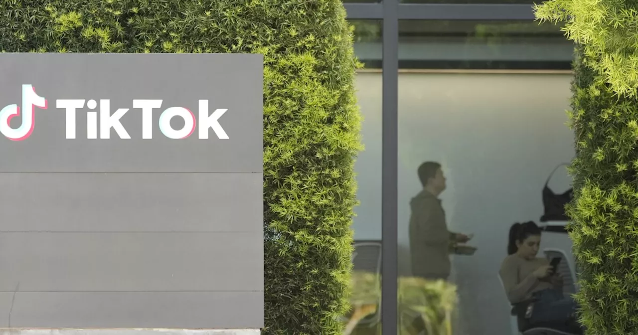 White House Negotiates TikTok Sale to Oracle Amid National Security Concerns