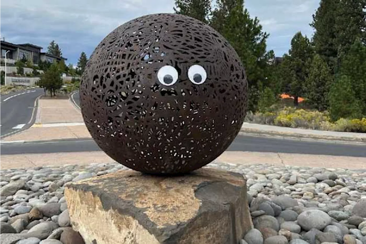 Man Adorns Bend Sculptures With Googly Eyes, Sparking Viral Sensation