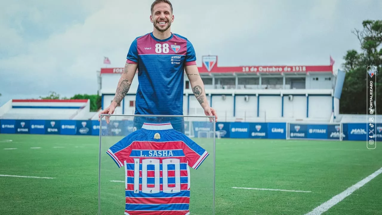 Lucas Sasha alcança 100 jogos pelo Fortaleza