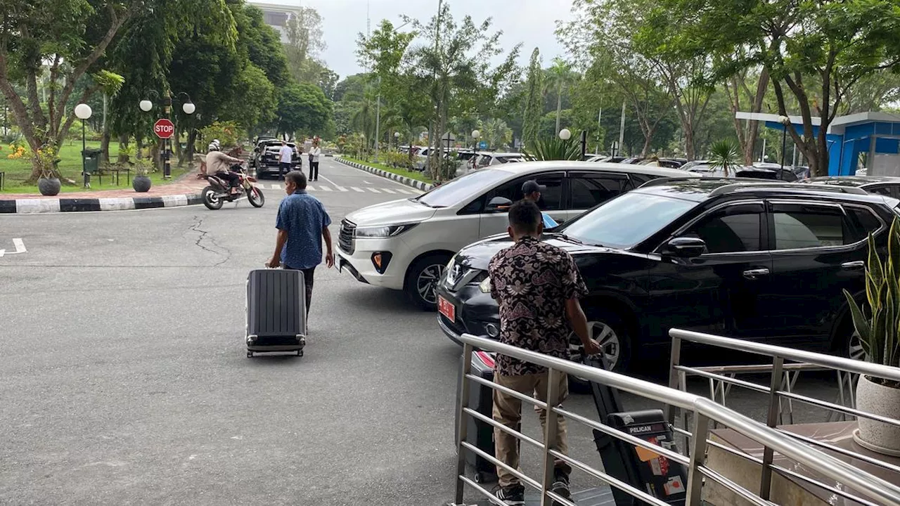 KPK Mulai 'Berkantor' di Riau untuk Selidiki Korupsi Pembangunan Jembatan Flyover Mal SKA