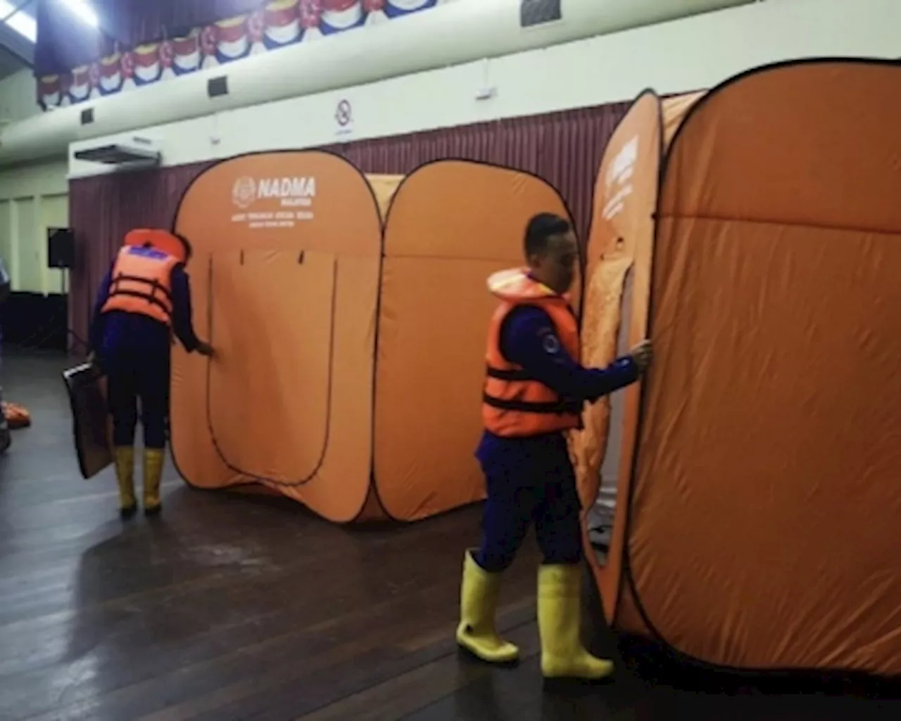 Sarawak floods: 123 victims remain in evacuation centres in Betong and Bintulu