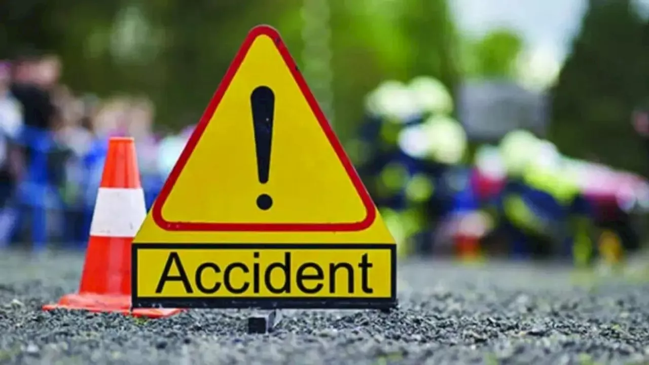 Bihar Bus Accident: बेगूसराय में घने कोहरे के चलते 2 बसों में भिड़ंत, कई लोग घायल