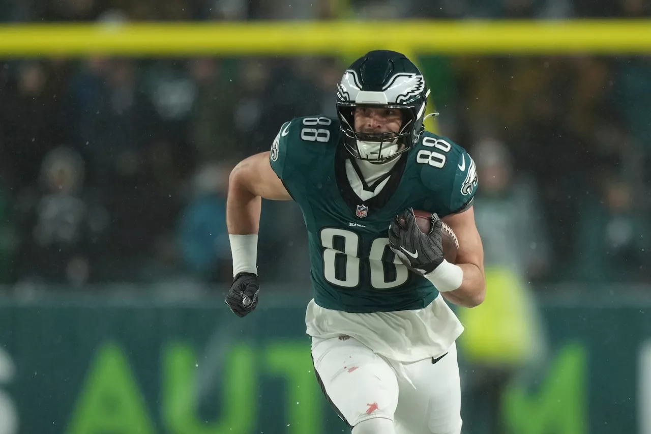 Goedert and Ertz Face Off in NFC Championship