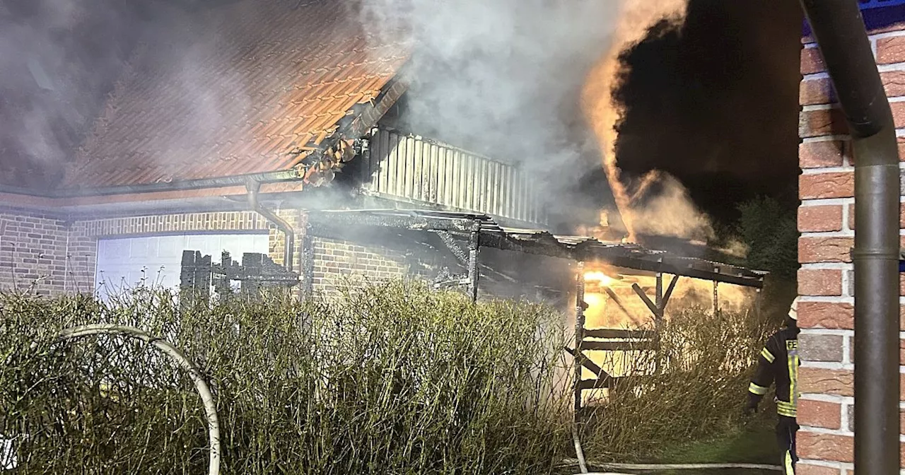 Rauchwolken über Espelkamp: Brand in Siedlung