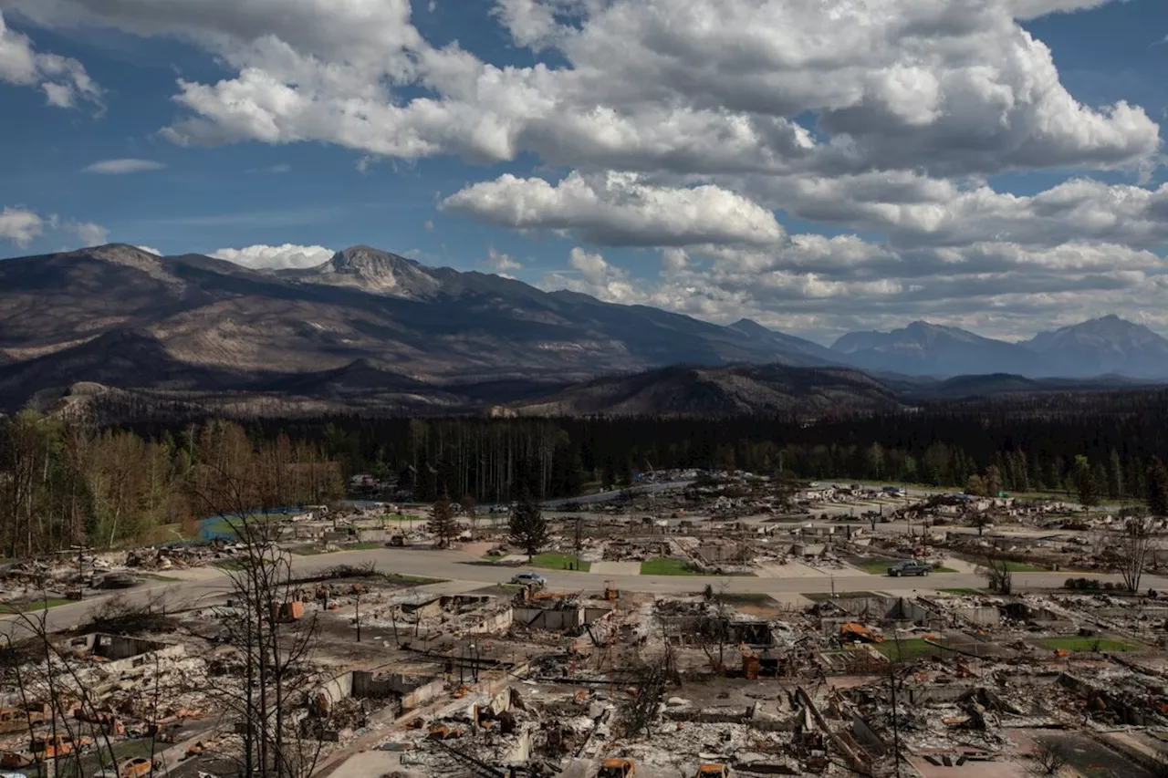 Alberta UCP government accused of broken promises on Jasper wildfire housing