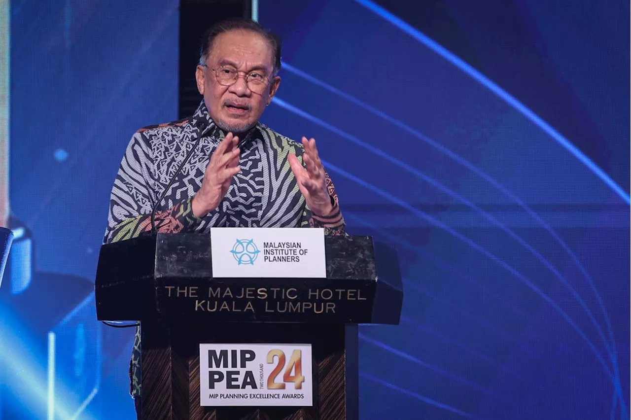 Anwar Ibrahim: Inclusivity and Sustainability Key to Asean Resurgence