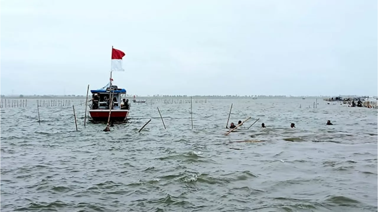 Bukan Aguan yang Diberi Hormat Mayor Teddy, Kades Kohot Ngotot SHGB Pagar Laut Dulu Empang