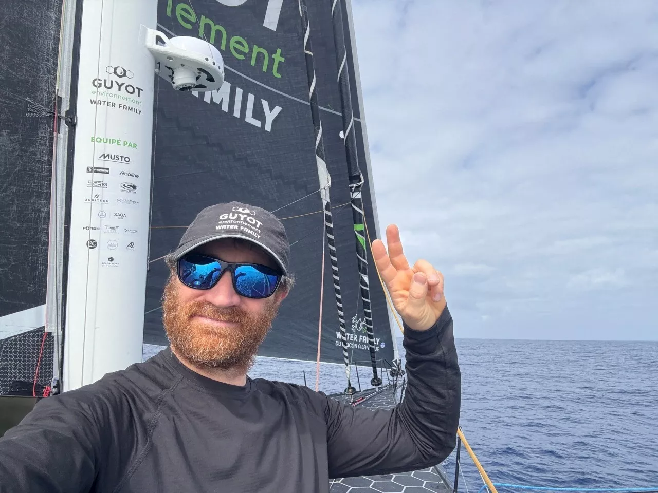 Vendée Globe 2024 : des 'barbes rousses' pour accueillir Benjamin Dutreux aux Sables-d'Olonne ce dimanche