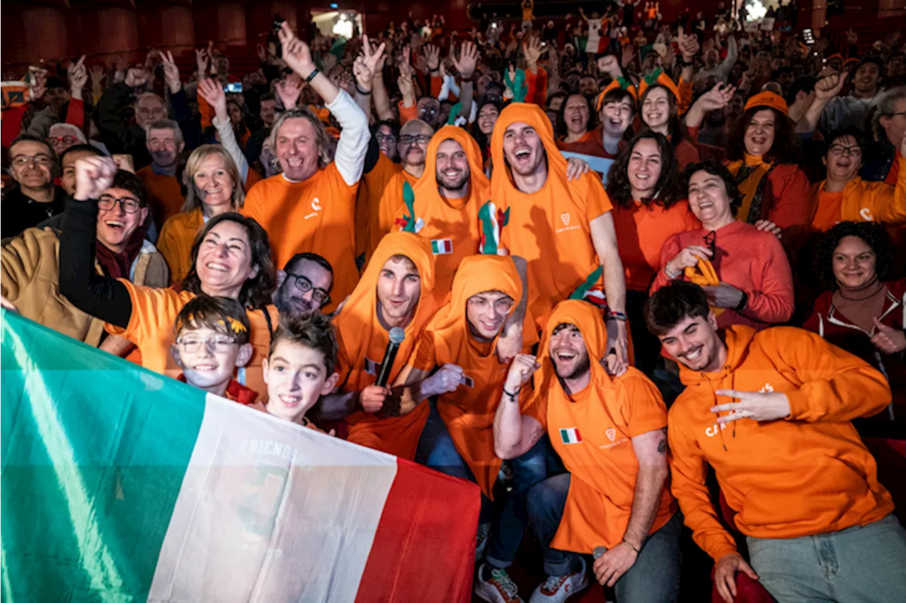 I Carota Boy al teatro Regio per supportare Jannik Sinner