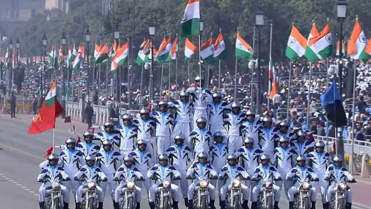 Republic Day: कर्तव्य पथ पर सेना के जवानों ने दिखाए हैरतअंगेज करतब, डेयरडेविल्स टीम ने बनाए दो विश्व रिकॉर्ड