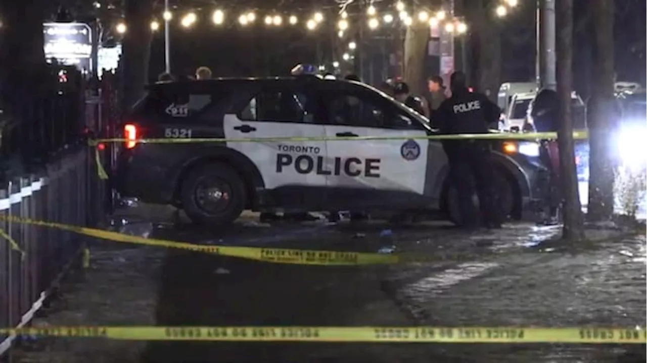 Man in 20s Dies After Being Found Hurt in Toronto's Annex