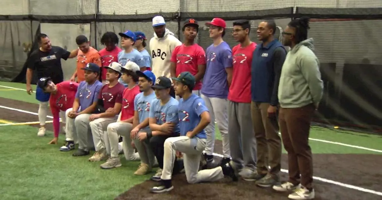 Jason Heyward's Baseball Academy Hosts Free Showcase for Chicago Youth