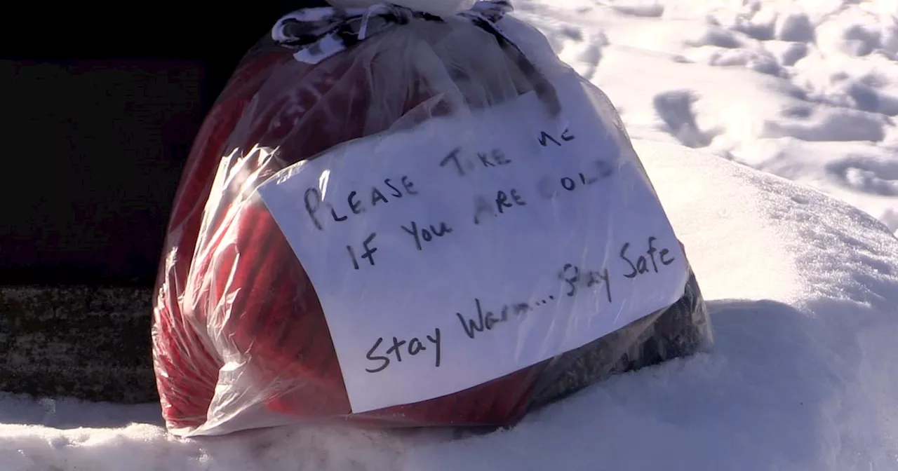 ‘Deaths happening every night’: London, Ont. woman has passion for helping homeless stay warm