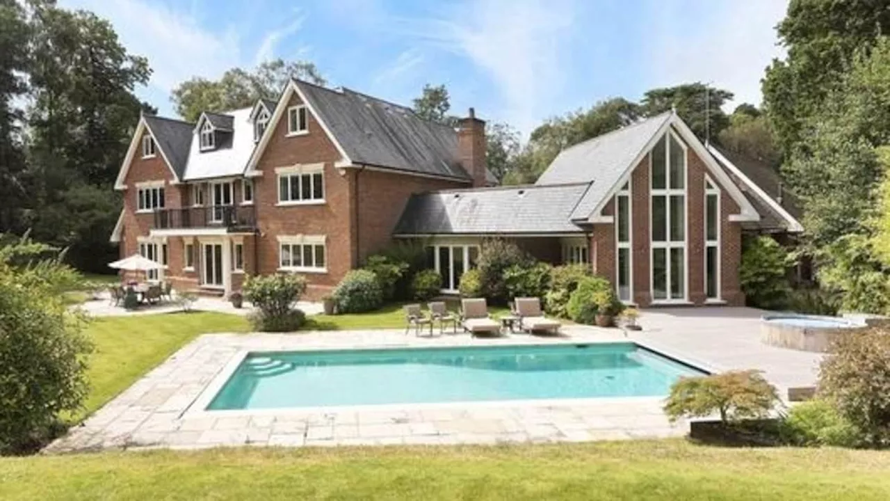 Sir Mo Farah Sells Surrey Mansion for £6 Million, Hoping for a Profit