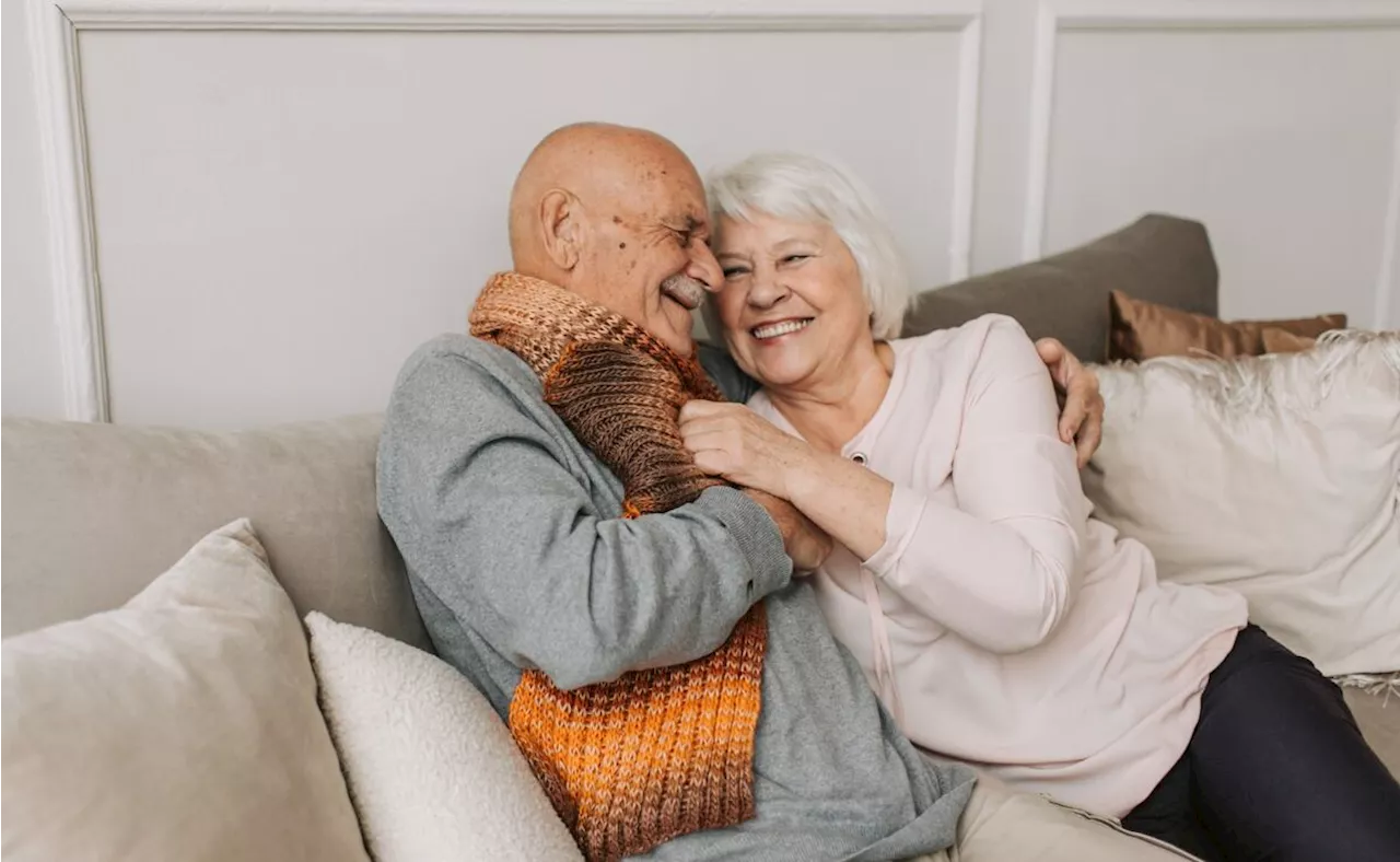 Teoría triangular del amor; el secreto de las parejas más duraderas, según la psicología