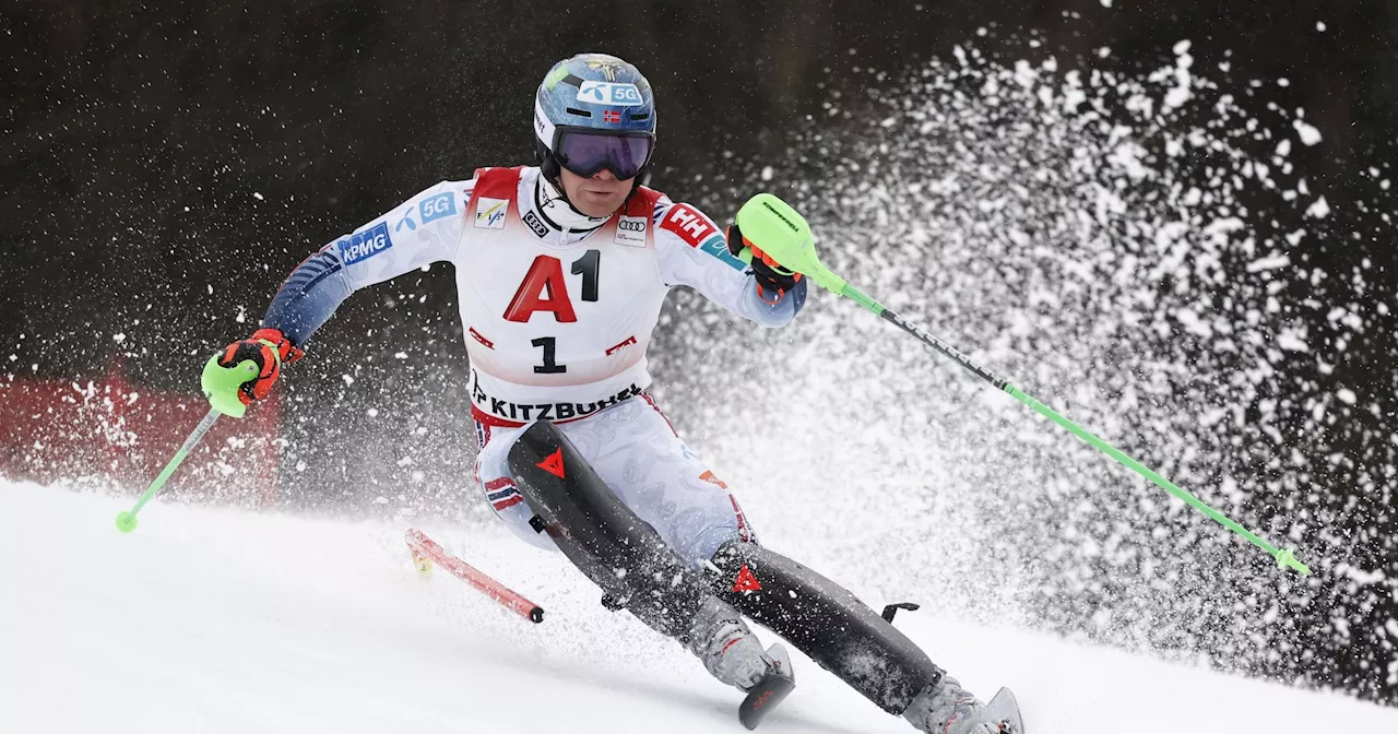 Haugan guida uno slalom equilibrato, Vinatzer sotto al secondo di ritardo