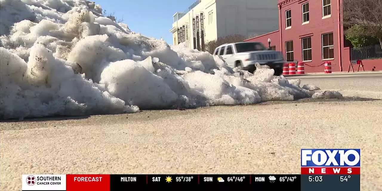 Pensacola Recovers From Winter Storm