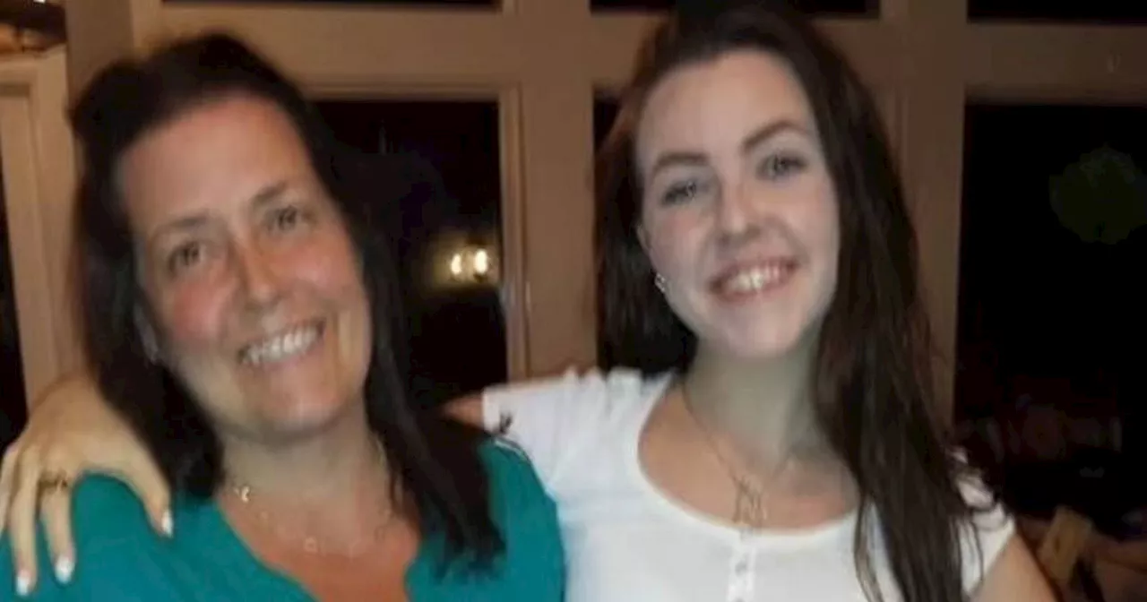 Woman's 'Are you Alive?' Text to Mum Becomes Haunting Premonition of Death