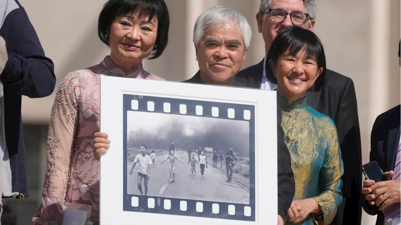 Sundance documentary disputes who took AP’s 'napalm girl' photo in Vietnam