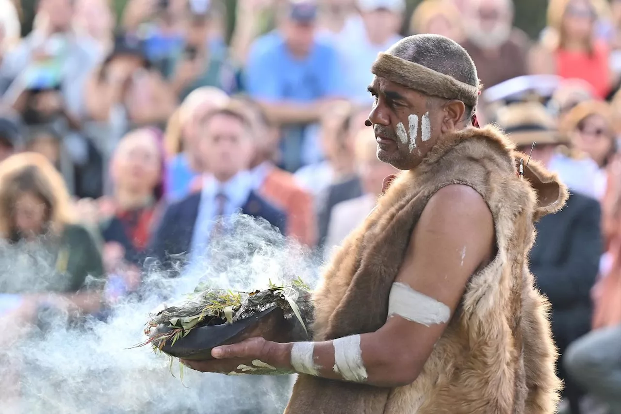 Australie: les défenseurs des droits des autochtones manifestent pendant la fête nationale