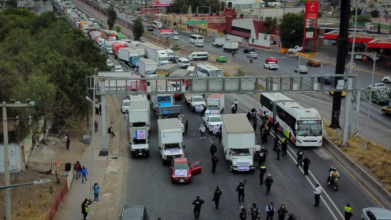 Transportistas amenazan con bloqueo masivo en CDMX