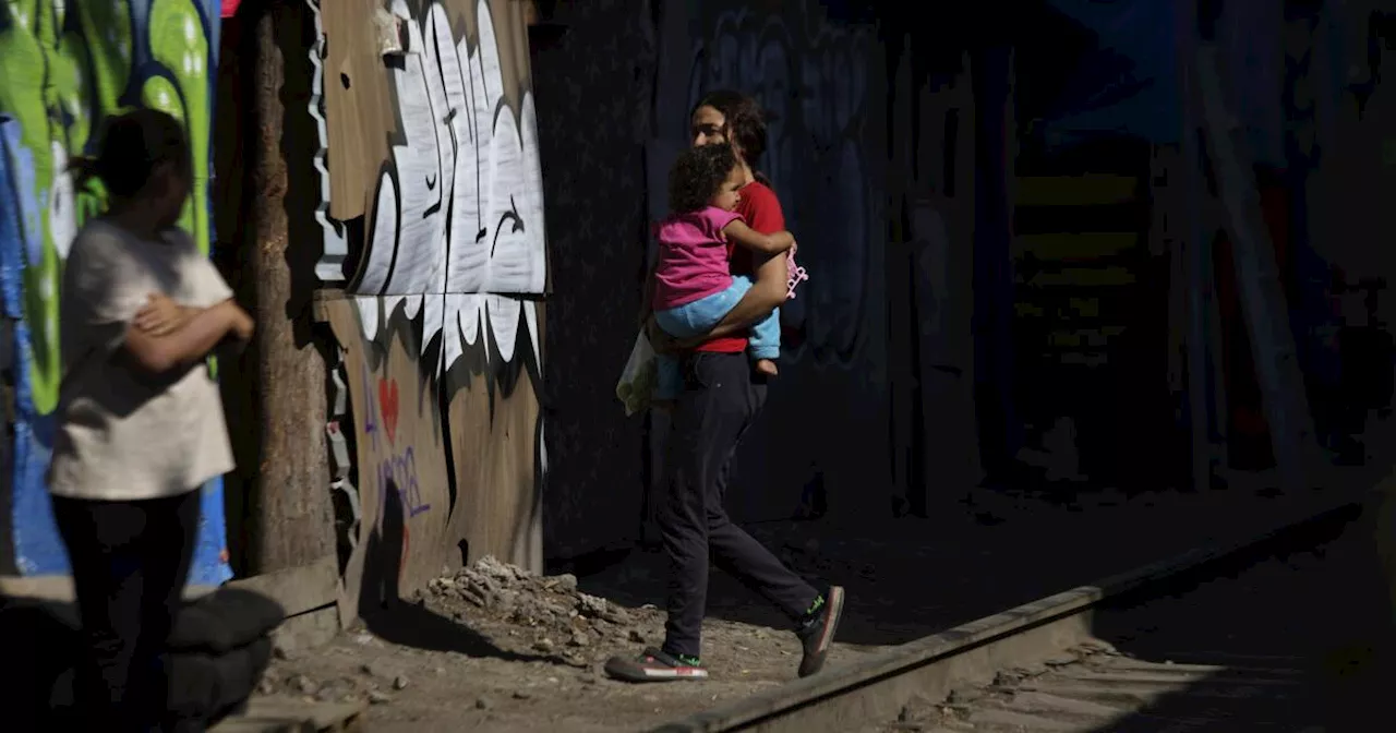 Stranded in Mexico City, these migrants hoping to reach the United States have no good options