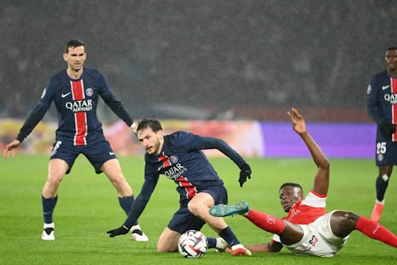 Khvicha Kvaratskhelia : Premier Match et Débuts au PSG 