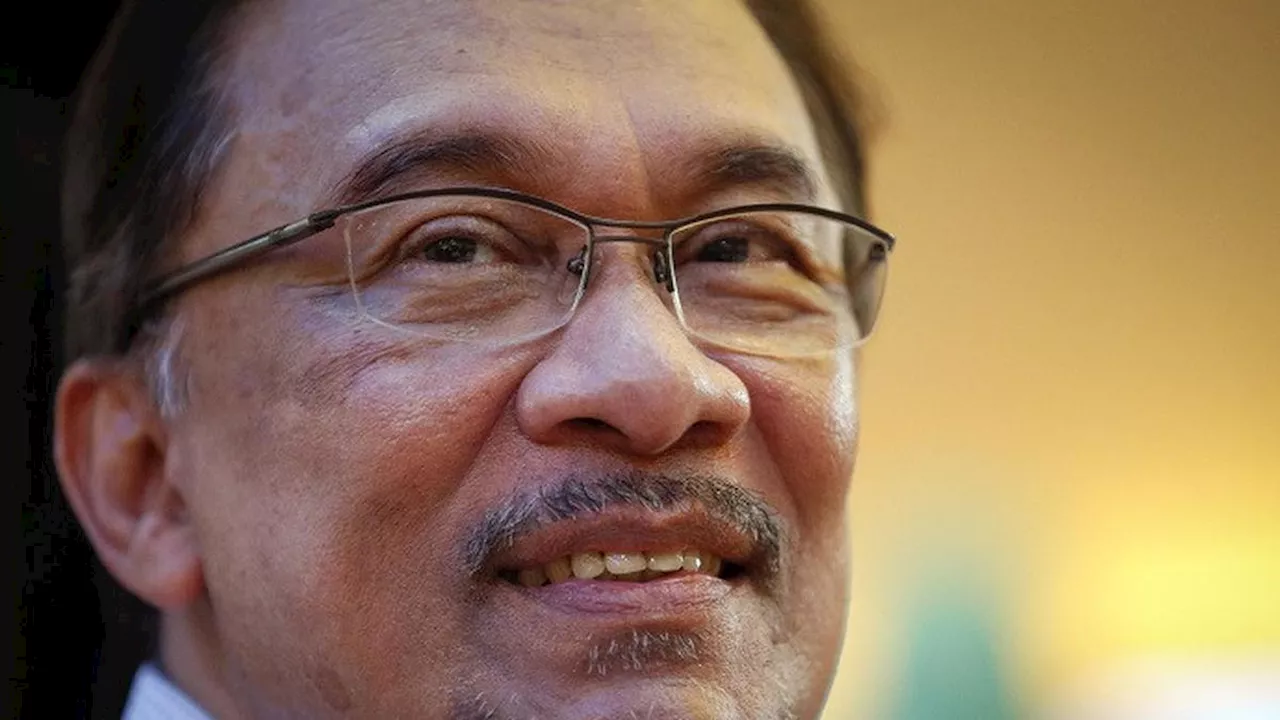 200 Demonstran Anti-Korupsi Tuntut PM Anwar Ibrahim Segera Reformasi Pemerintah dan Berantas Korupsi