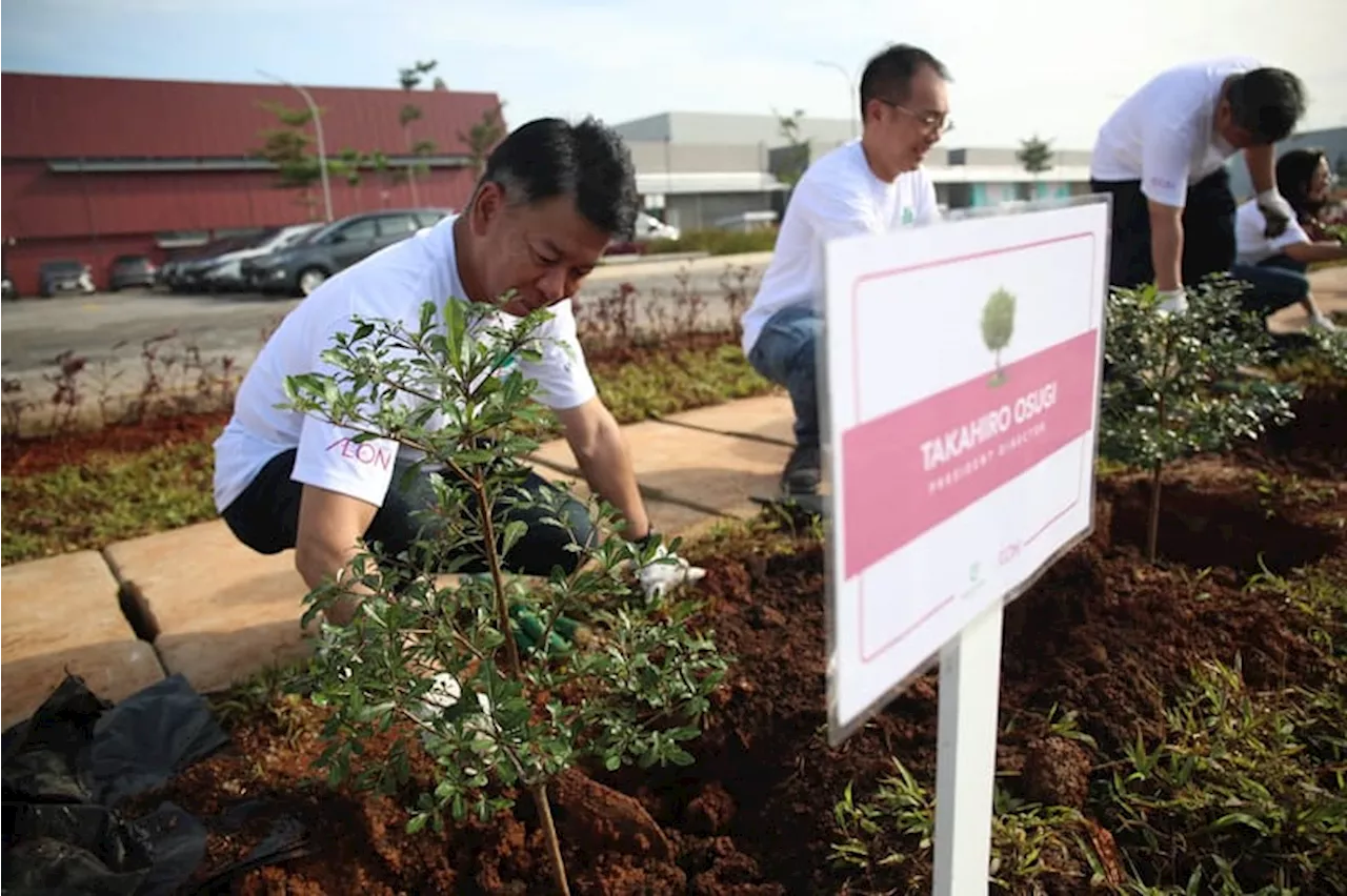 Eastvara dan Aeon Indonesia Gelar Penanaman Pohon Bersama di BSD City