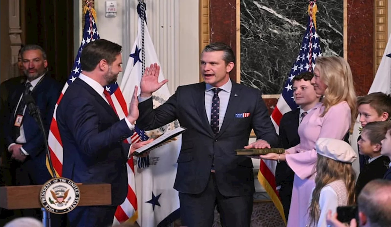 Pete Hegseth dilantik sebagai Menteri Pertahanan AS