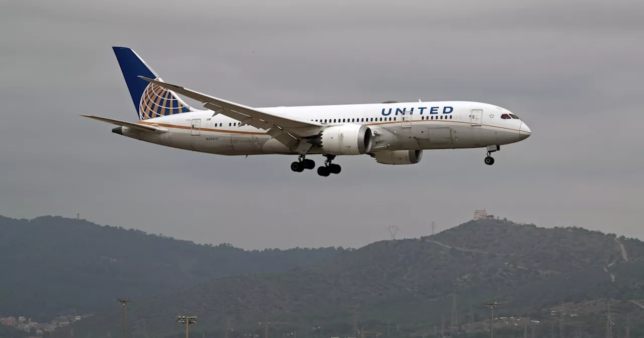 United Airlines Flight Experiences Mid-Air Emergency, Dozens Injured