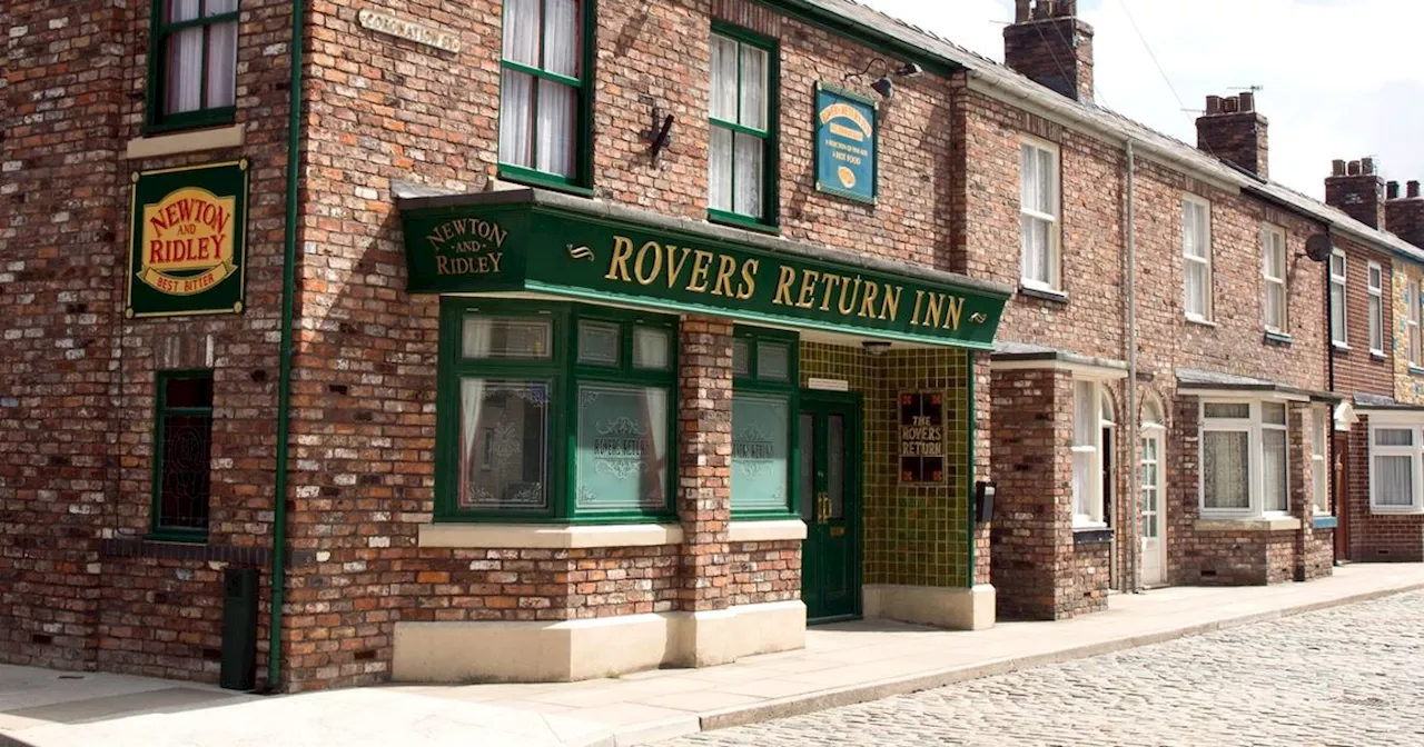 Coronation Street Fans Want Mary Taylor to be the New Rovers Return Barmaid