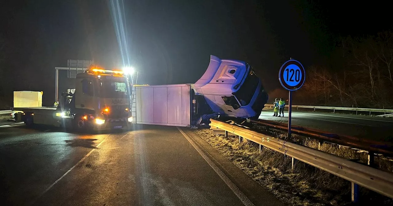 Wochenrückblick: Lkw-Unfälle, mehrere Brände und Vorwürfe gegen Barber-Shop