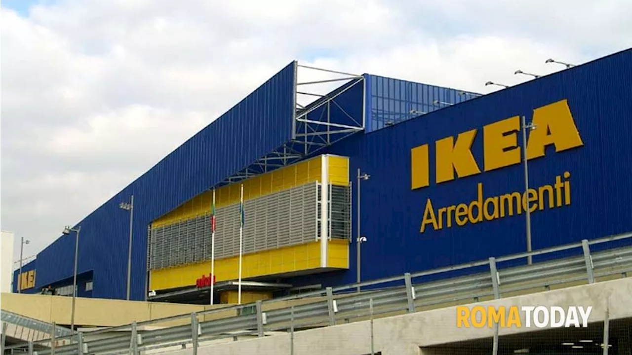 Ikea Porta di Roma chiude per lavori. Tutti in fila per le maxi offerte