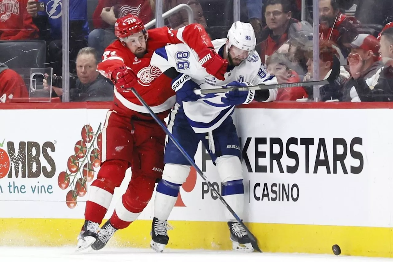 Red Wings Shut Out Lightning, Pastrnak Leads Bruins Past Avalanche