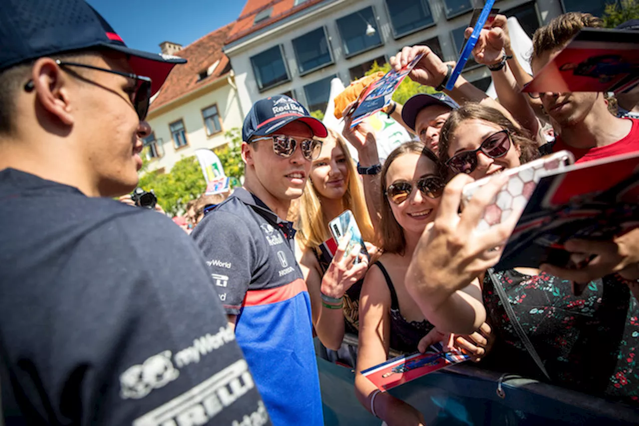 Formel-1-Stars Max Verstappen und Daniil Kvyat in Graz: Showrun auf dem Schlossberg und Live-Aussenstelle